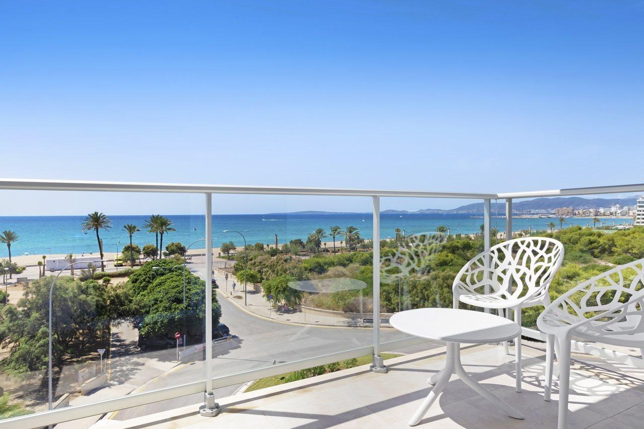 סגור דה לה קלאפל Hotel Sant Jordi מראה חיצוני תמונה