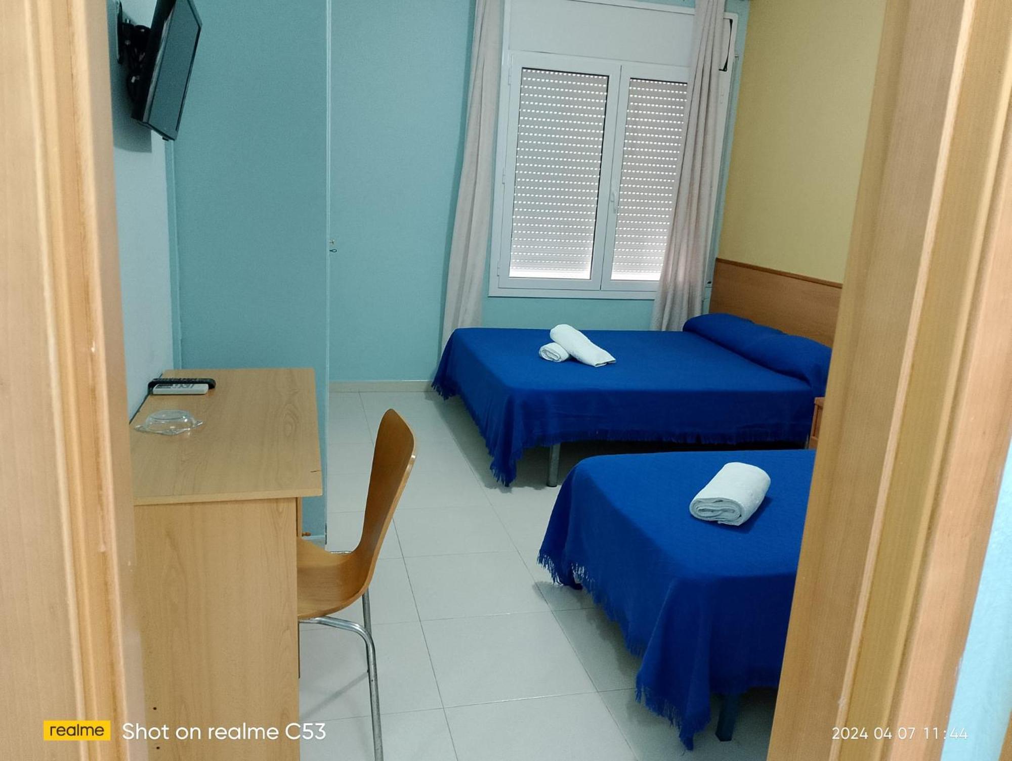 סגור דה לה קלאפל Hotel Sant Jordi מראה חיצוני תמונה