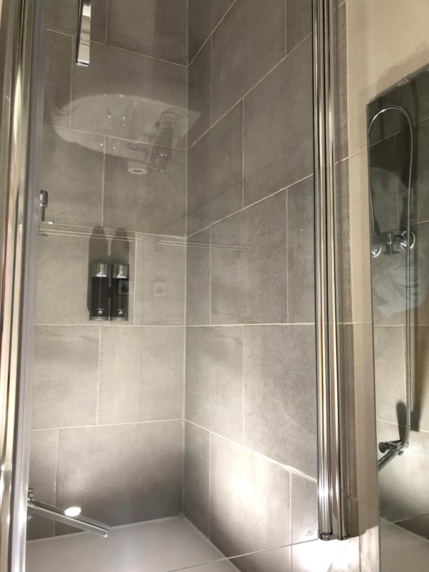 סגור דה לה קלאפל Hotel Sant Jordi מראה חיצוני תמונה