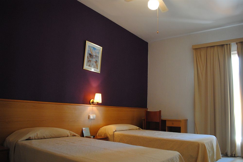 סגור דה לה קלאפל Hotel Sant Jordi מראה חיצוני תמונה
